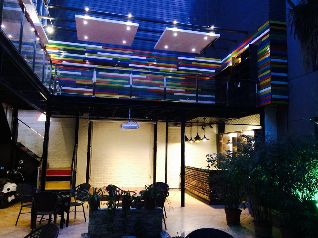 Xi'An Rainbow Youth Hotel المظهر الخارجي الصورة