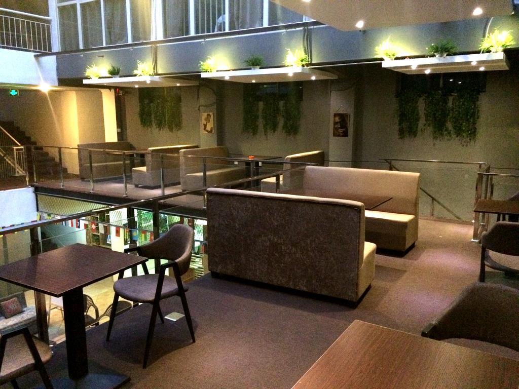 Xi'An Rainbow Youth Hotel المظهر الخارجي الصورة